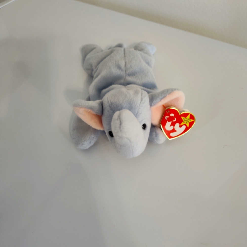 Ty beanie baby, Peanut the elephant January 25th 1995.